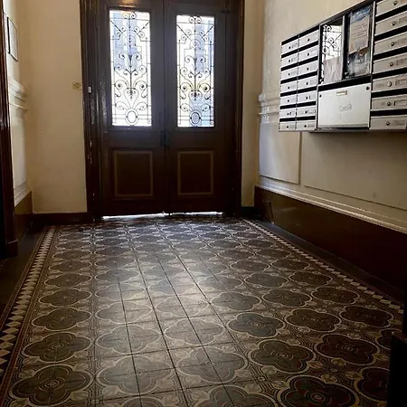 Apartment 17 Proche Etoile